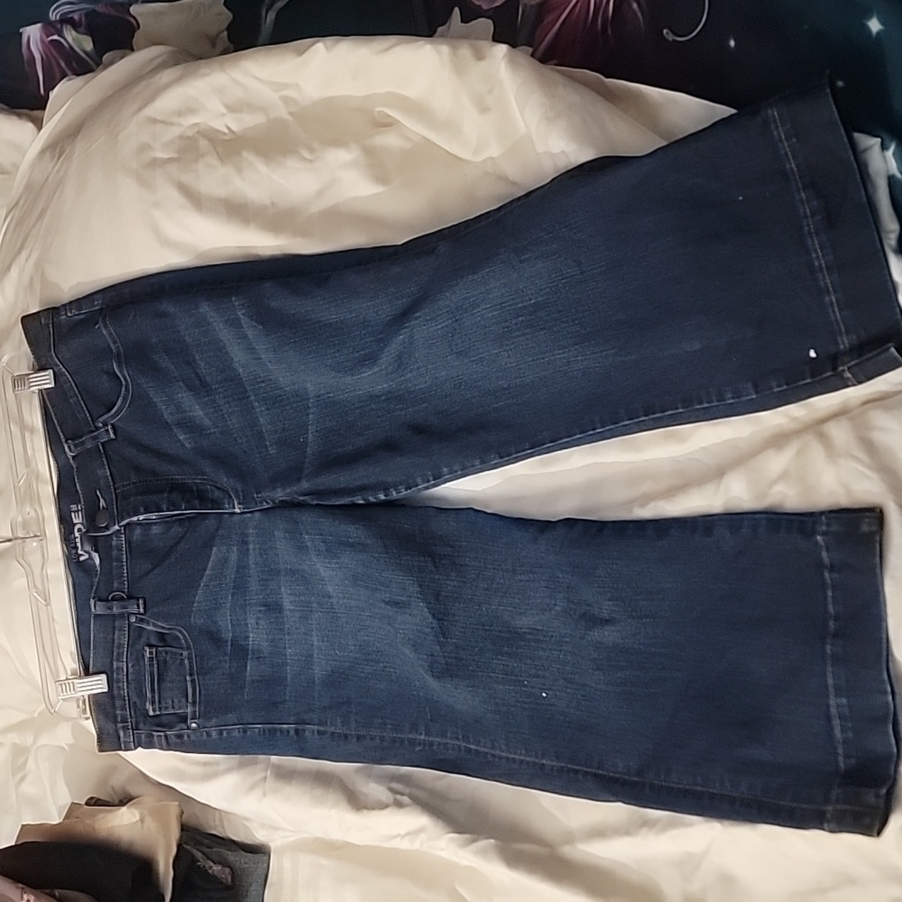 New York and company wide leg capri